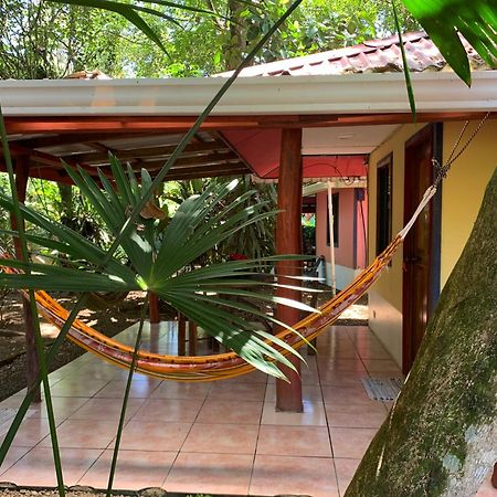 Brigitte'S Ranch Hotel Cahuita Eksteriør billede