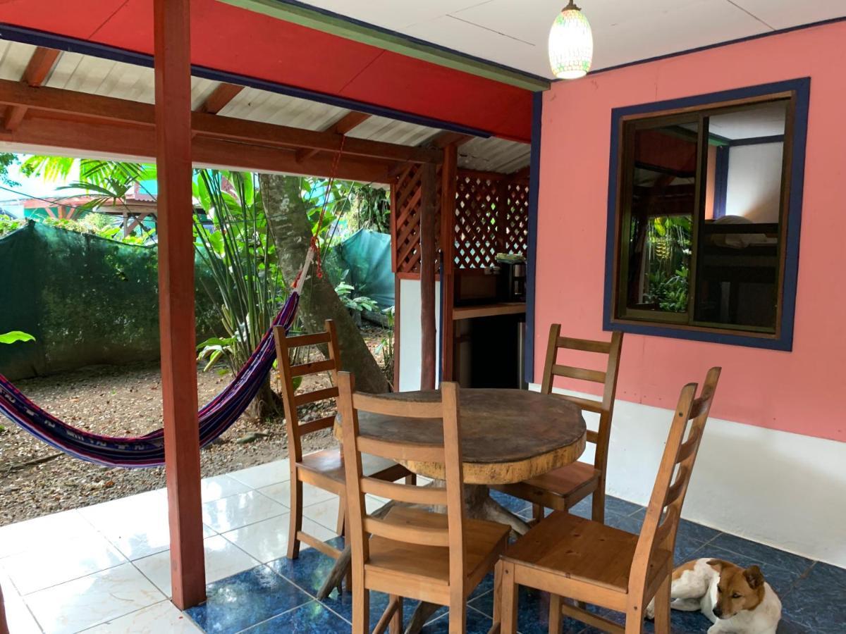 Brigitte'S Ranch Hotel Cahuita Eksteriør billede