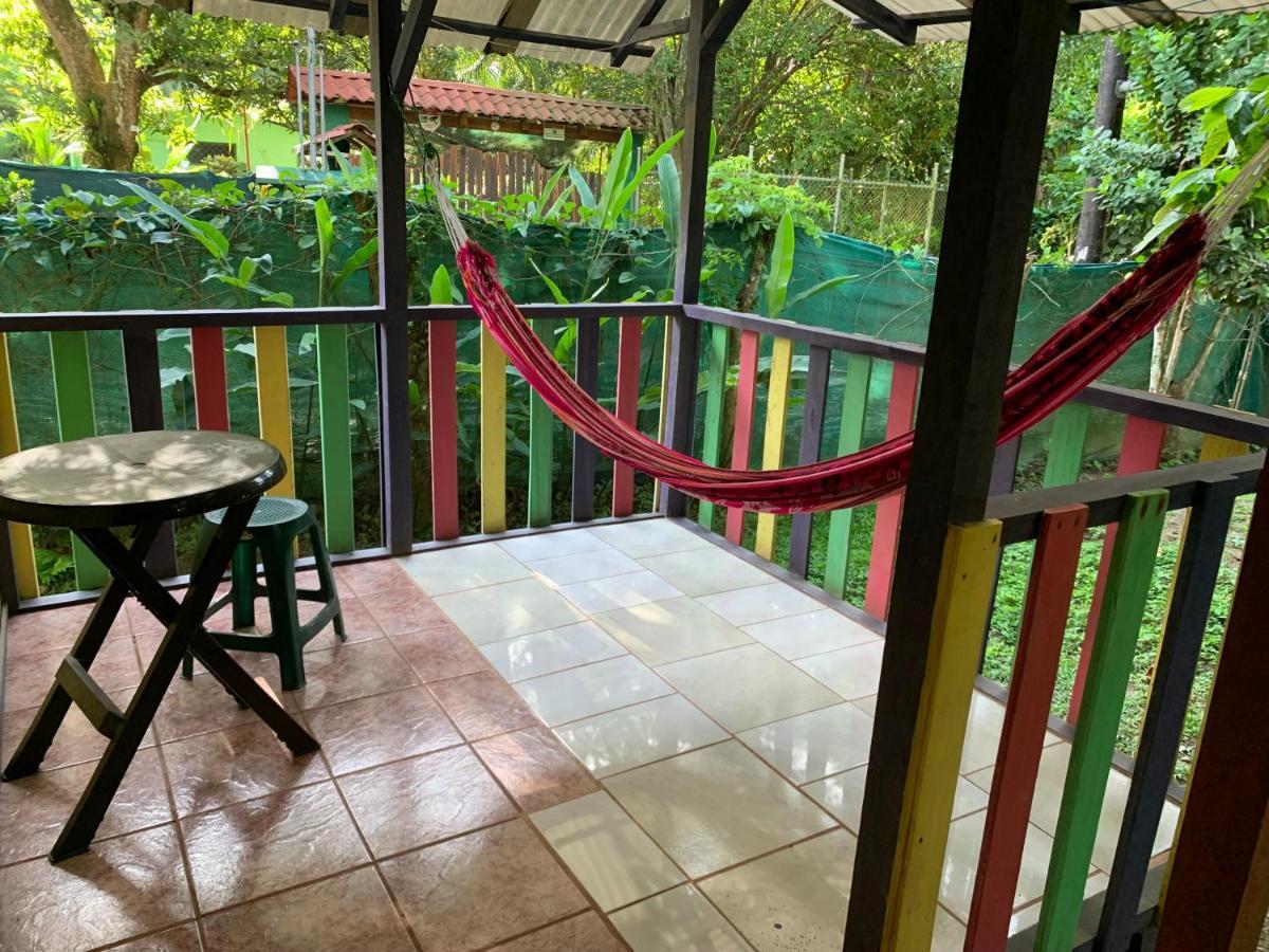 Brigitte'S Ranch Hotel Cahuita Eksteriør billede