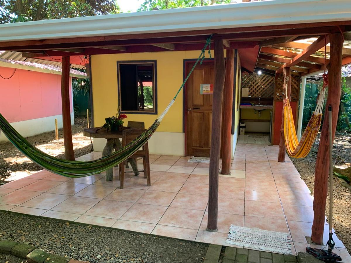 Brigitte'S Ranch Hotel Cahuita Eksteriør billede