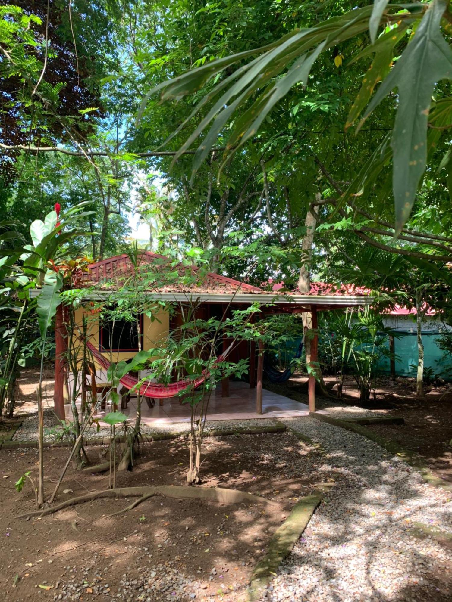 Brigitte'S Ranch Hotel Cahuita Eksteriør billede